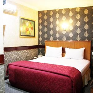 Hotel Menara Lexus